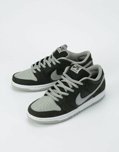NIKE SB CLASSIC