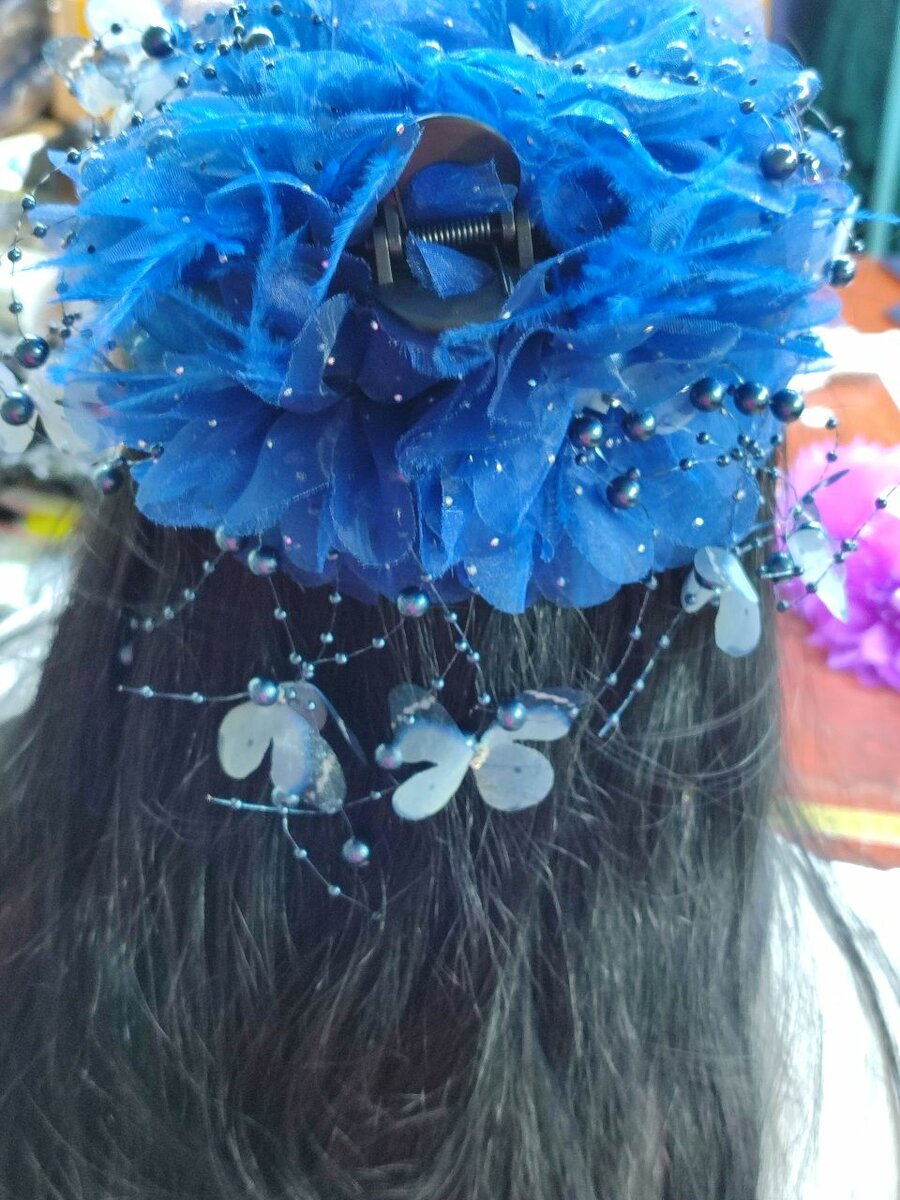 Заколки для волос