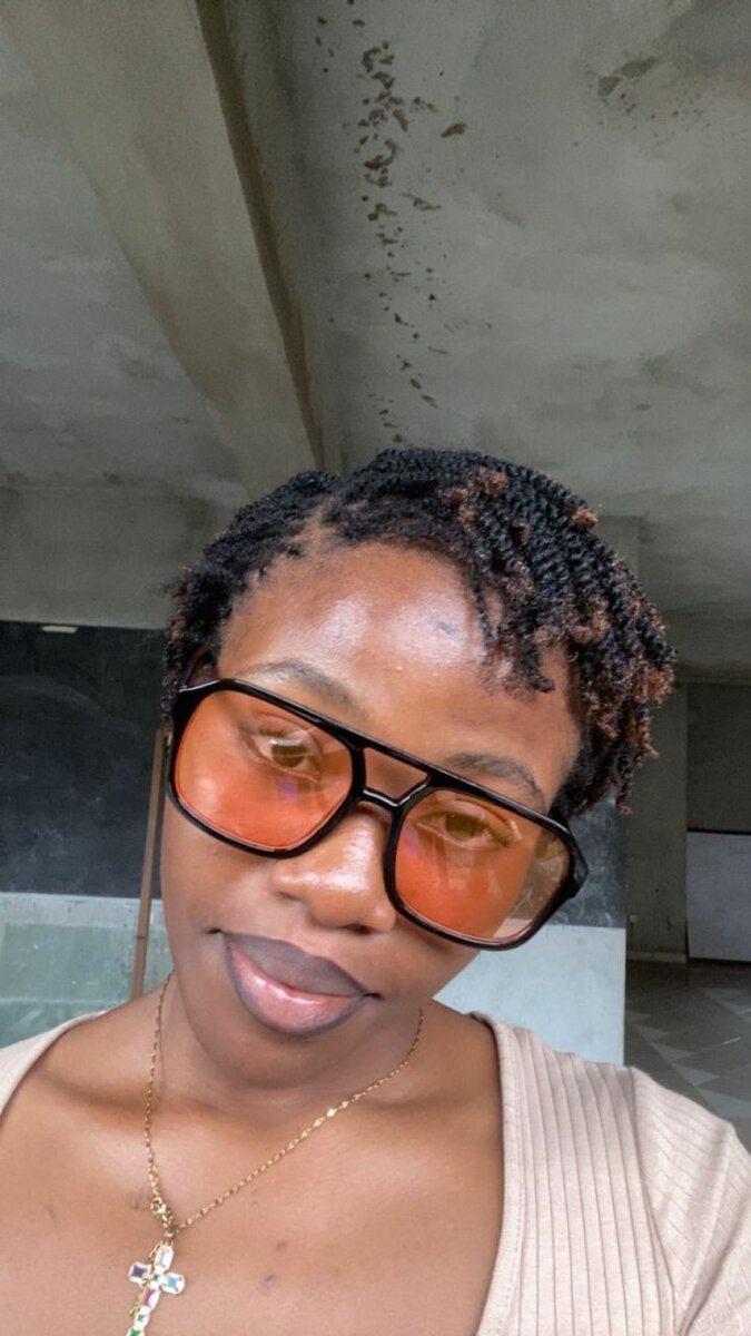 LUNETTES DE SOLEIL COLORÉES