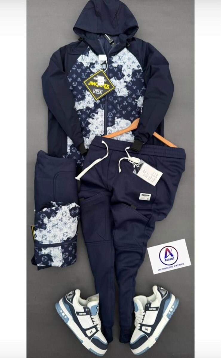 Vêtements hommes Pulls / Jeans de qualité