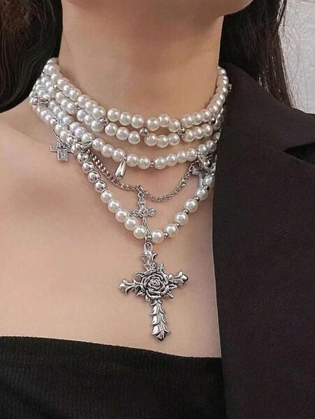 Collier Perles Gothique Croix