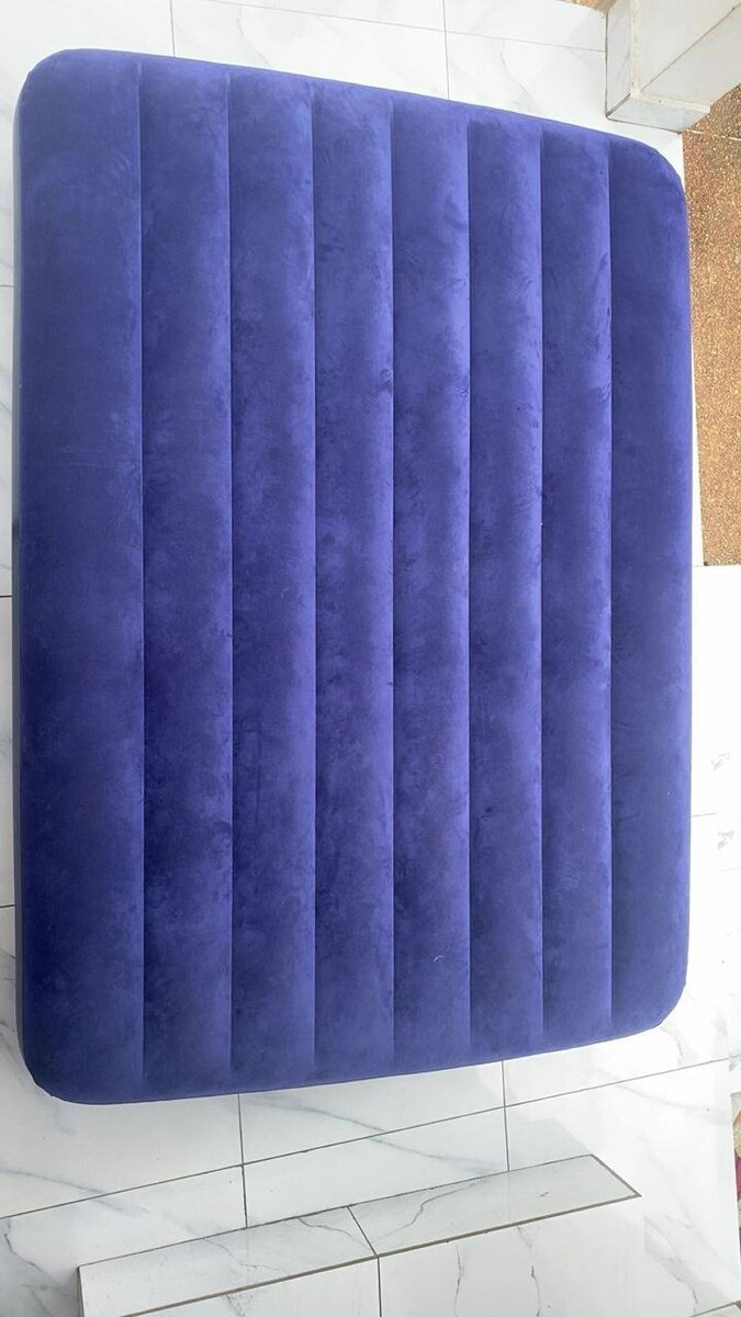 Matelas gonflable Intex Dura-Beam