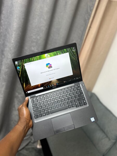 Dell latitude 5400 i5 touchscreen