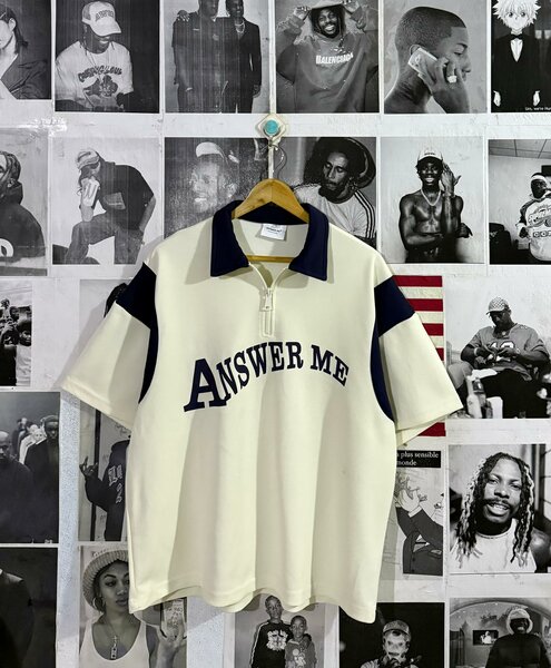 Sweat-shirt "Answer Me"