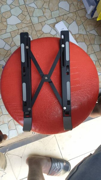 Laptop aluminum foldable stand