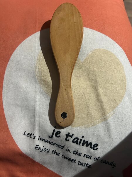 Brosse à cheveux en bois naturelle
