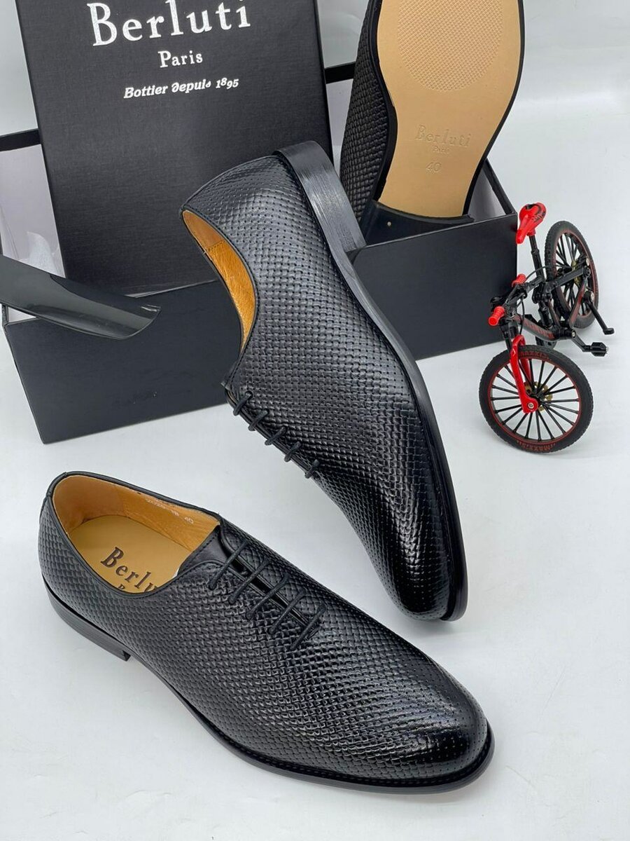 Purely leather solid shoes