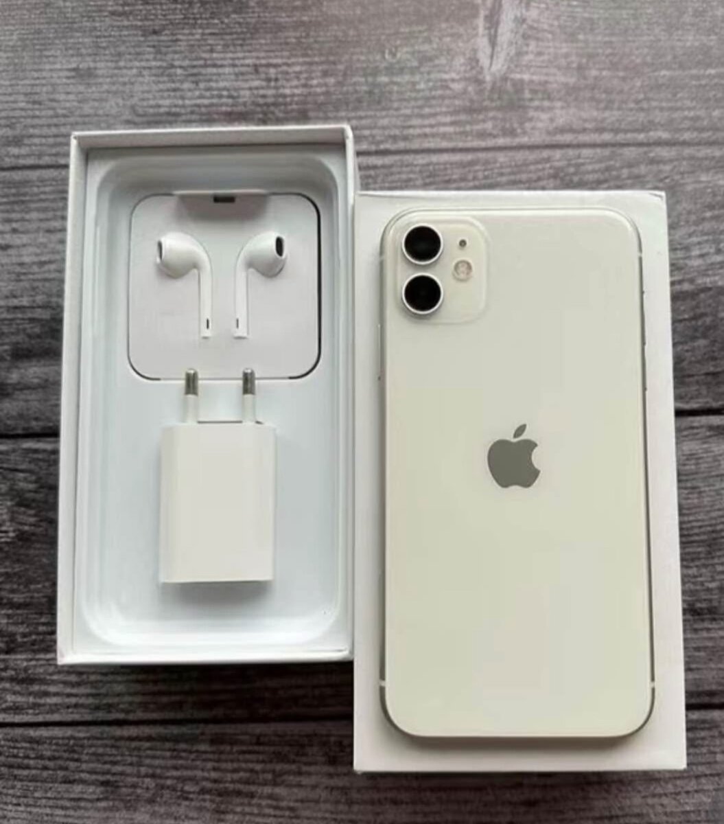 Smartphone moderne avec accessoires