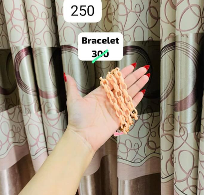 Bracelet