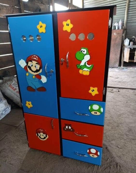 Armoire enfants décorative