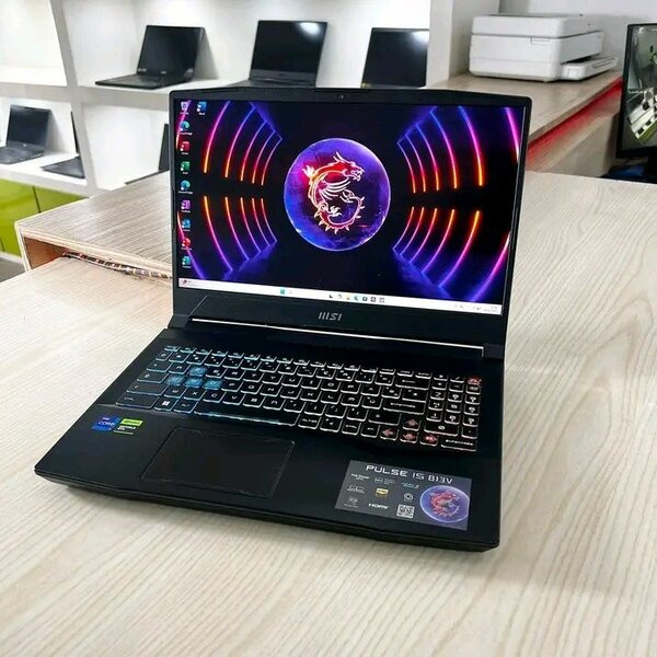 MSI PULSE 15: Puissant Laptop