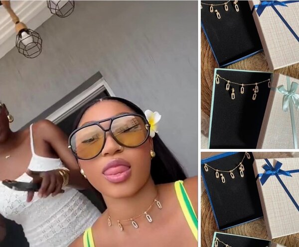 Collier en or avec pendentifs