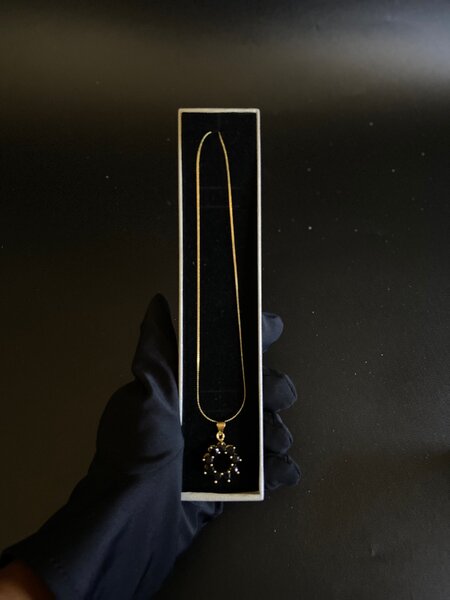 Infinity circle black