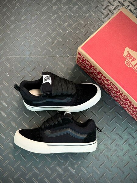 Baskets noires élégantes