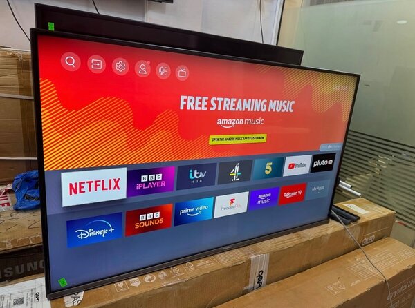 NEW HISENSE SMART TV