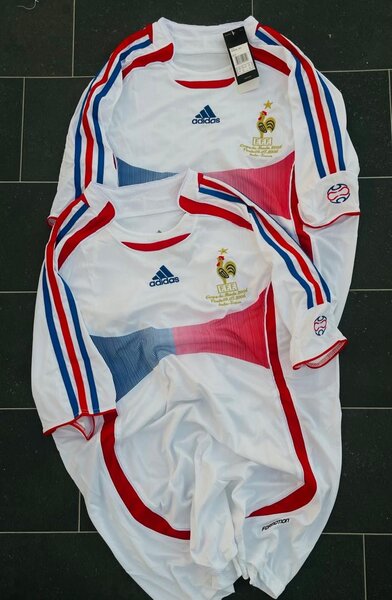 Maillots de football Adidas