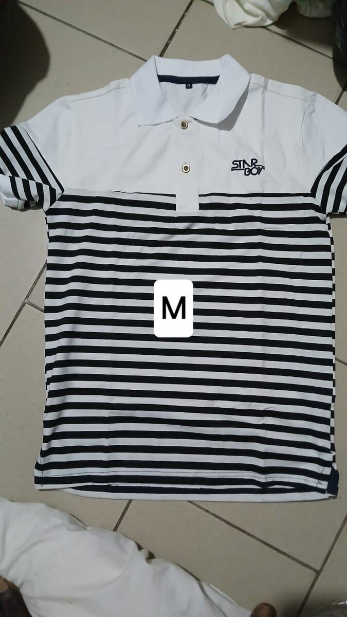 Polo rayé pour hommes