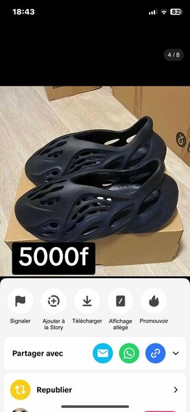 Claquettes légères en mousse