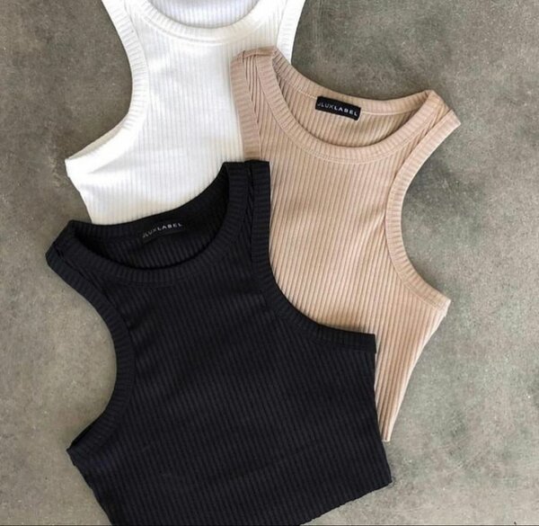 Lot de débardeurs côtelés