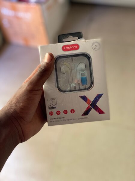 Lightning Bluetooth Headsets