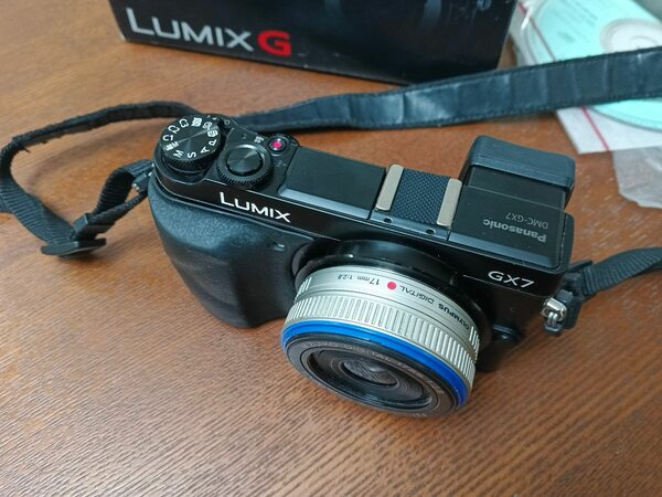 Panasonic Lumix GX7 Appareil Photo