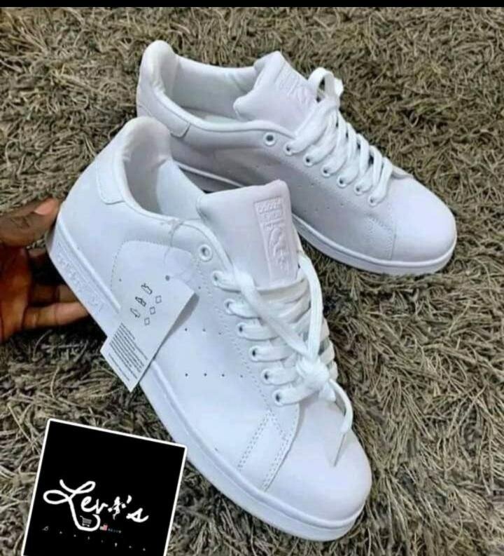 Baskets basses blanches unisexes