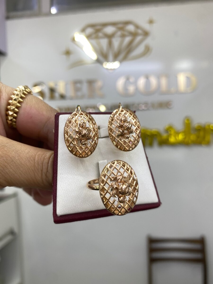 Комплект золотой