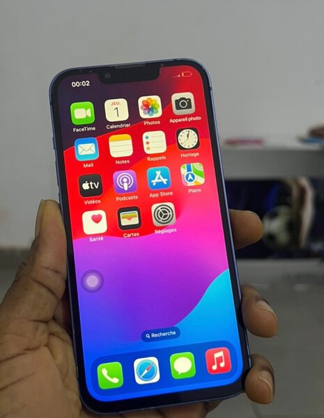 iPhone Bleu 128Go Débloqué