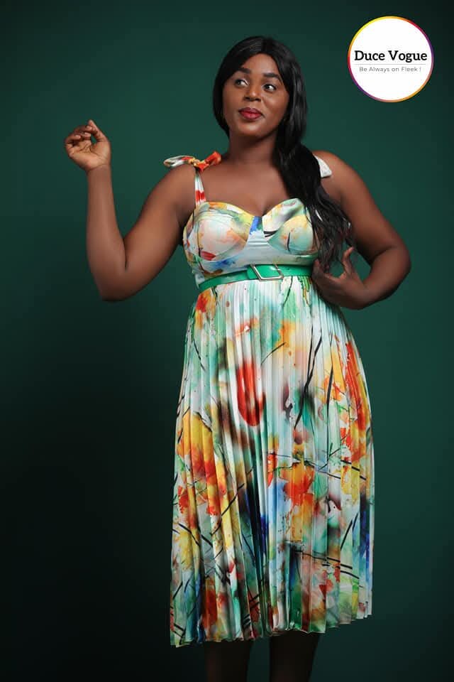 Robe d'été colorée et élégante