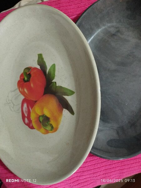 Assiettes ovales élégantes