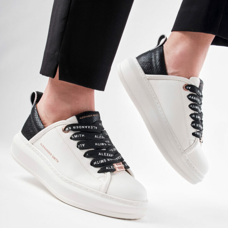 Baskets blanches élégantes