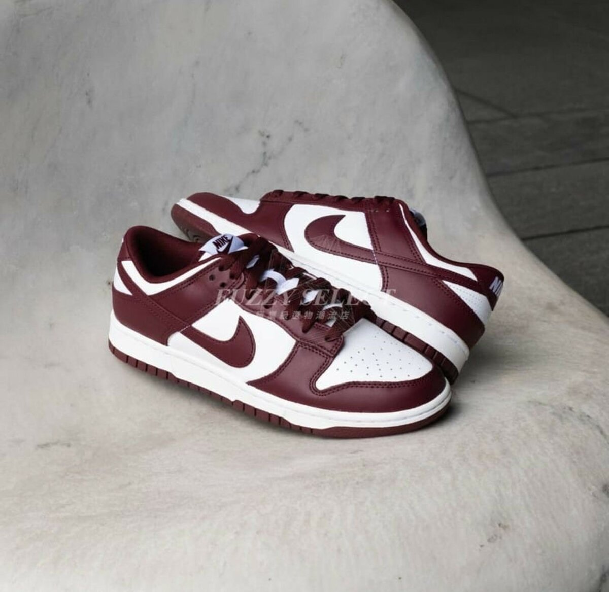 NIKE SB CLASSIC