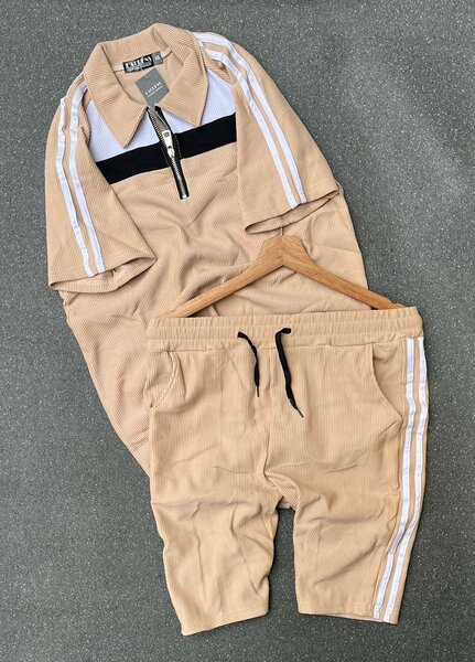 Tenue décontractée beige homme