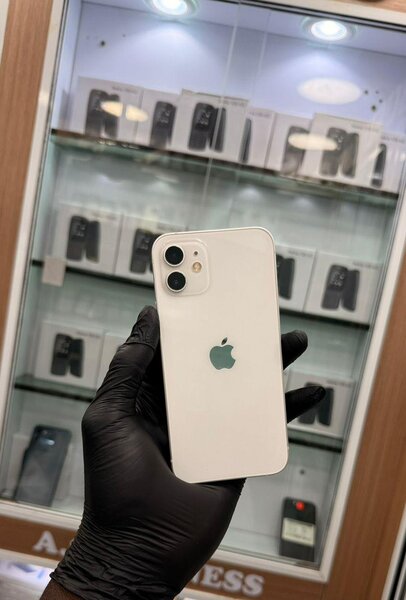 iPhone 12 simple 256Go sans ID