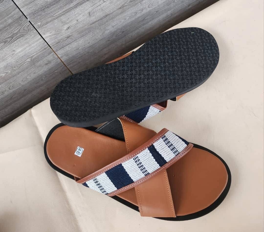 Sandales confort style croisé