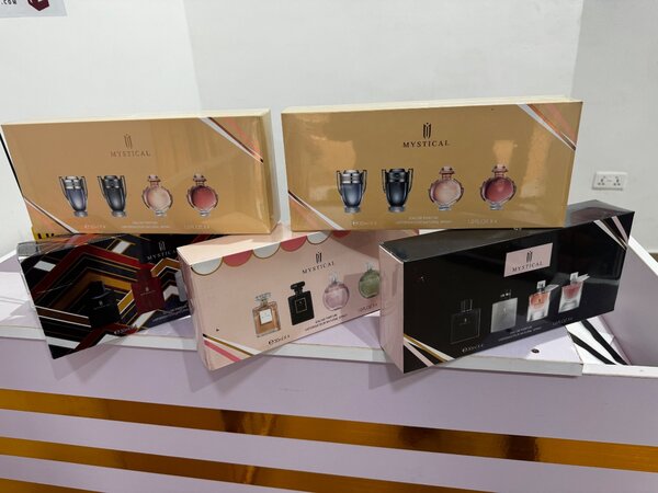 Perfume gift sets
