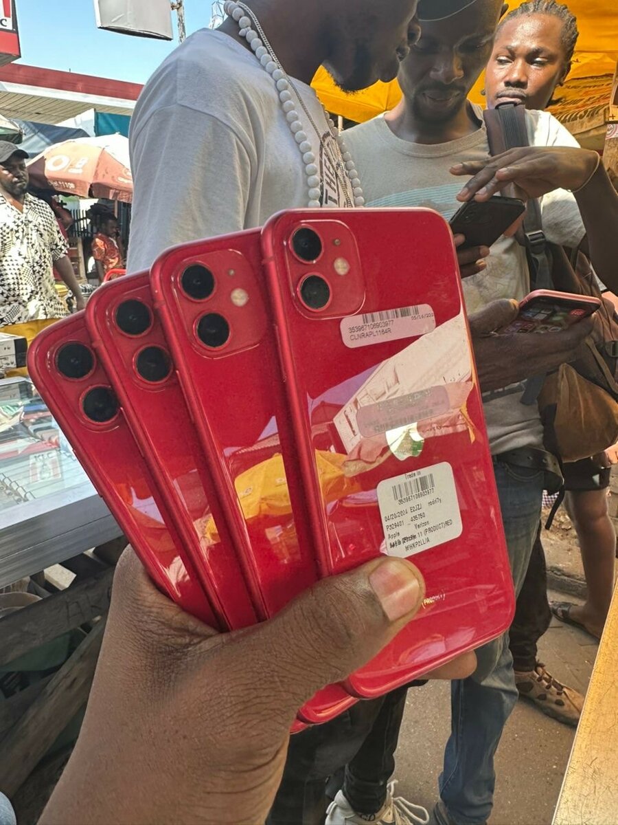 iPhone 11 64 and 128gig available