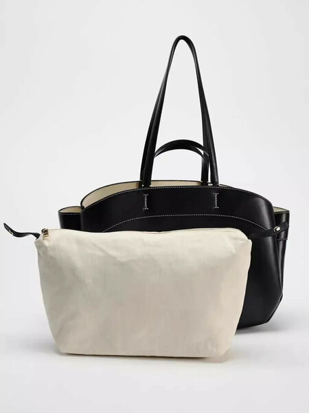 Sac à main en cuir noir élégant