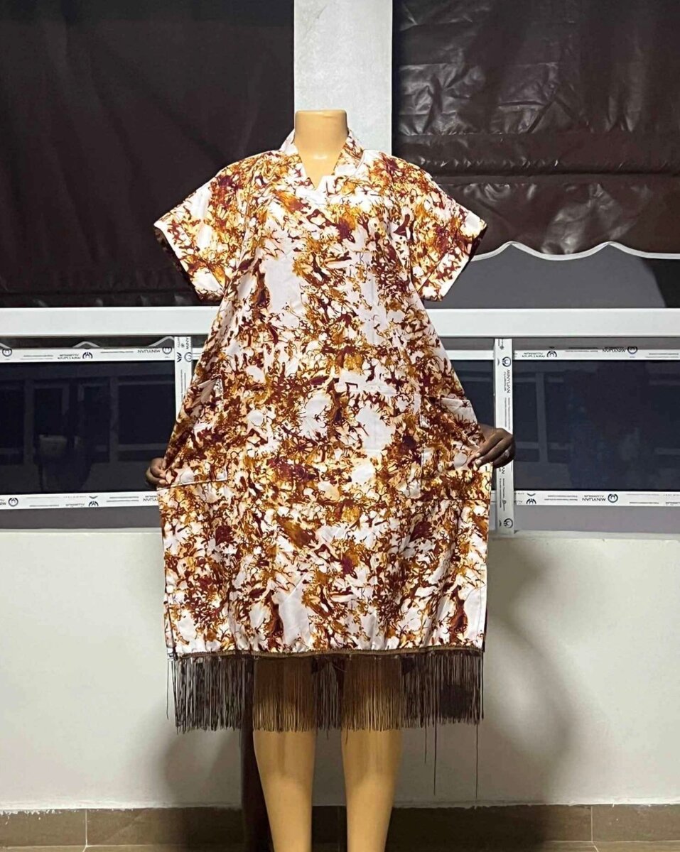 Robe kaftan élégante à frange