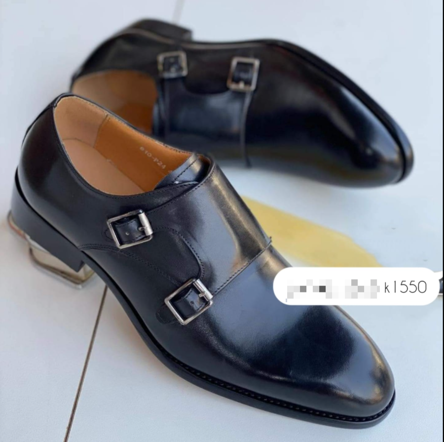 men's model leather shoes,