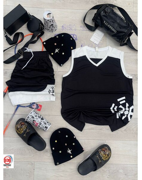 Ensemble sportif chic noir et blanc