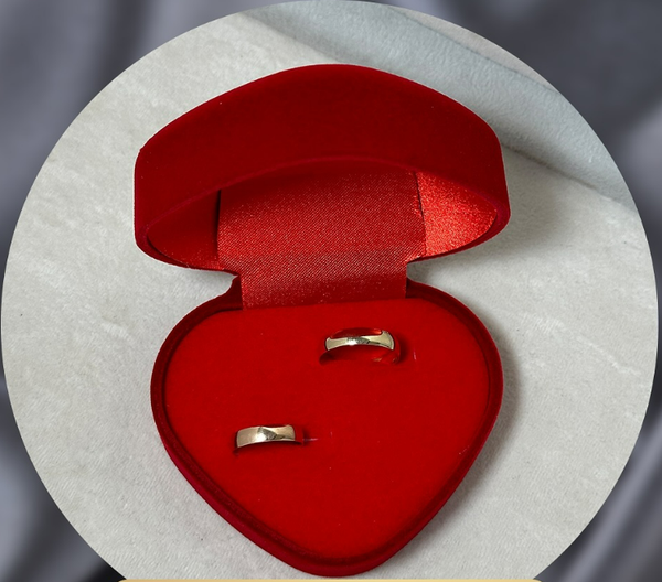 Золотые обручальные кольца