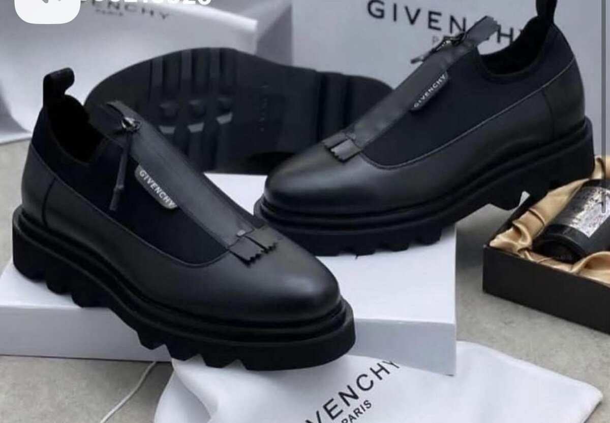 Chaussures Givenchy en Cuir