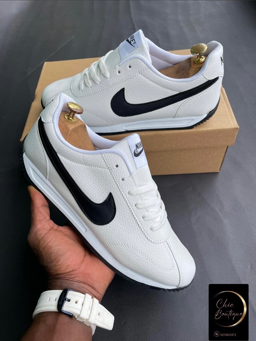 Baskets blanches classiques