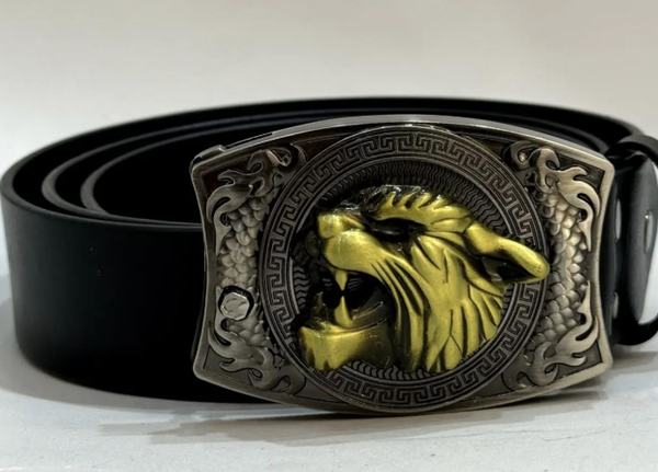 Элегантный кожаный ремень в пряжке с ножом