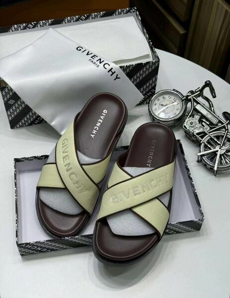 Sandales Givenchy en cuir