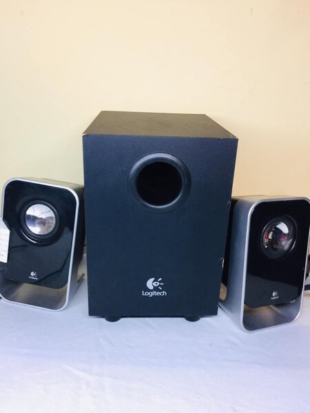 Logitech music player