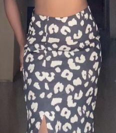 Fashionable very beautiful long skirt  size: M