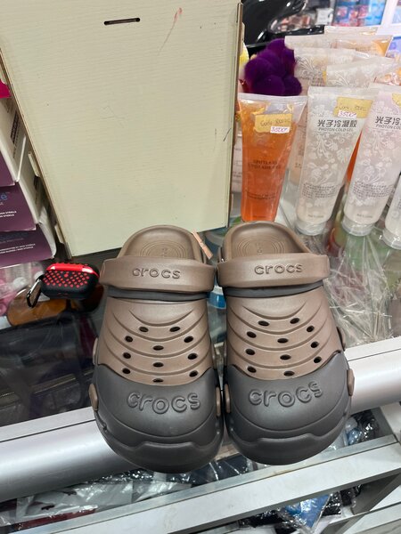 Crocs gifty