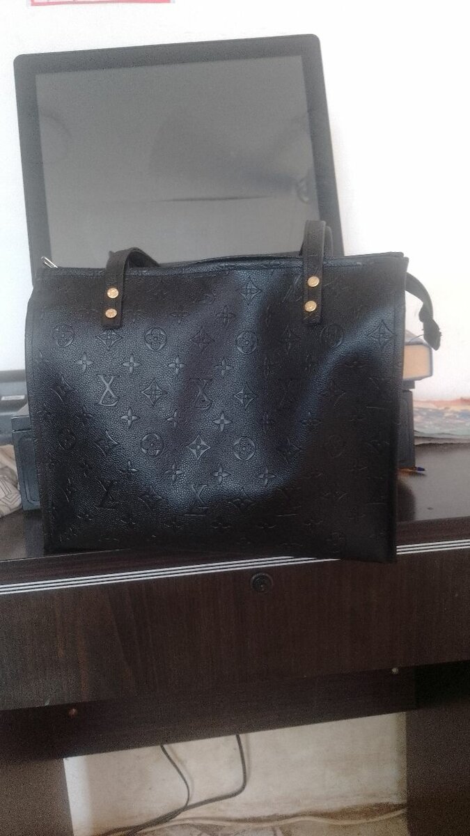 Tot bag and ladies hand bag